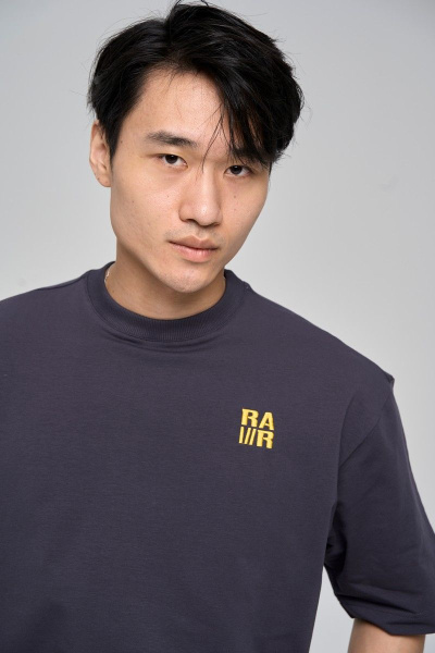 Серая хлопково-трикотажная футболка с брендингом RAWR 356 графит - фото 5