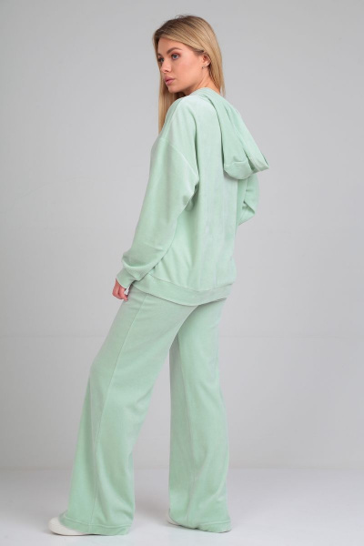 Комфортный женский костюм из бархата с капюшоном и брюками HIT 3097 мята - фото 6