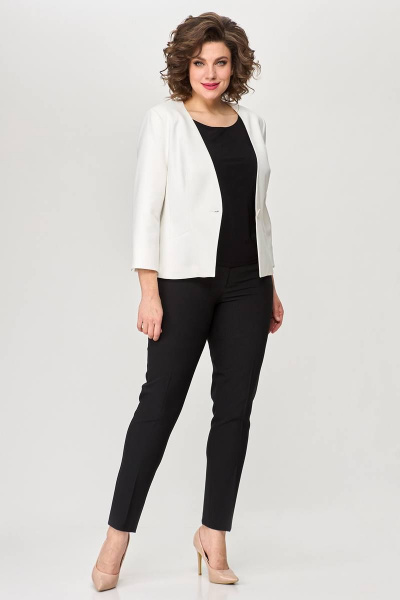 Базовый белый жакет полуприлегающий с пуговицей и длиной рукава 7/8 Zlata 4425 молочный - фото 2