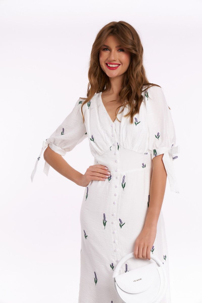 Облегающее платье с глубоким вырезом и сборками по линии груди KaVaRi 1036 молоко_лаванда - фото 7