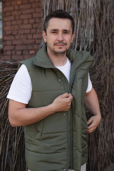 Зеленый жилет из водоотталкивающей ткани с карманами MT.Style 207559850 - фото 1