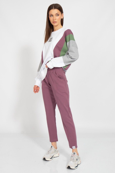 Брюки спортивные из хлопка в фиолетовом цвете Kivviwear 3109.01 - фото 8