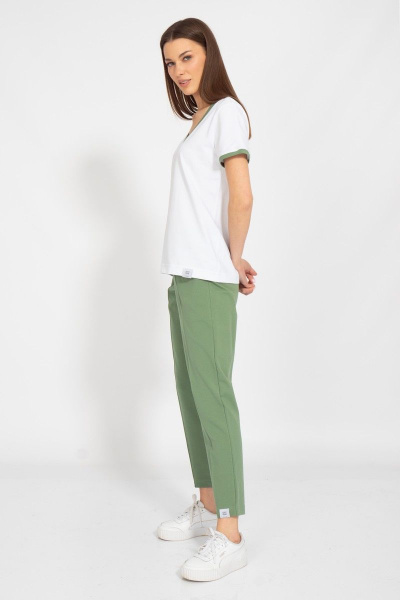 Майка белая из нежного футера с V-образным вырезом для спорт-стиля Kivviwear 40381.27 - фото 5