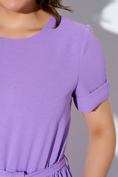 Летнее полуприлегащее платье из ткани с рельефами и сборкой IVA 1278 лиловый - фото 8