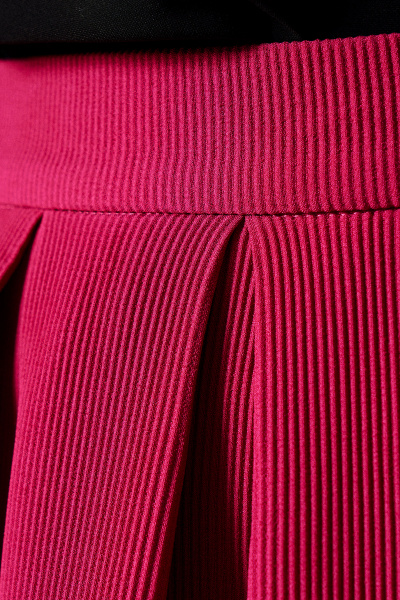 Миди юбка из легкой ткани, свободный крой и эффектные волны Панда 125850w фуксия - фото 4