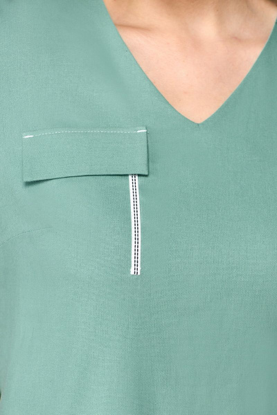 Платье с V-образным вырезом и накладными карманами из льна Мишель стиль 1122 мята - фото 4