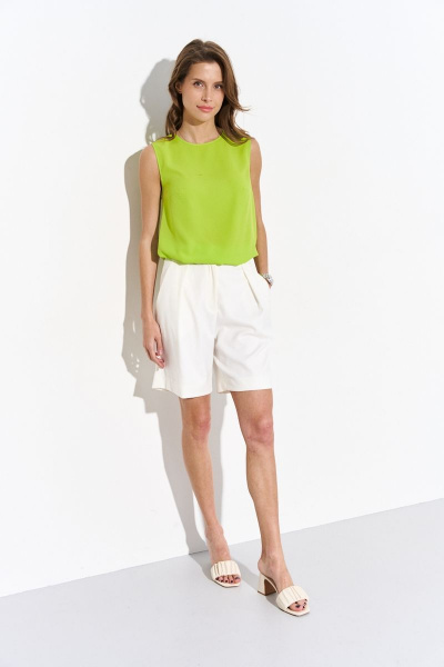 Летняя базовая блузка с круглым вырезом и пуговицей Luitui R5012 салатовый - фото 2