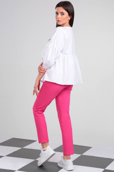 Блуза А-силуэта с сборками и декоративной отделкой LeNata 11320 белый - фото 4