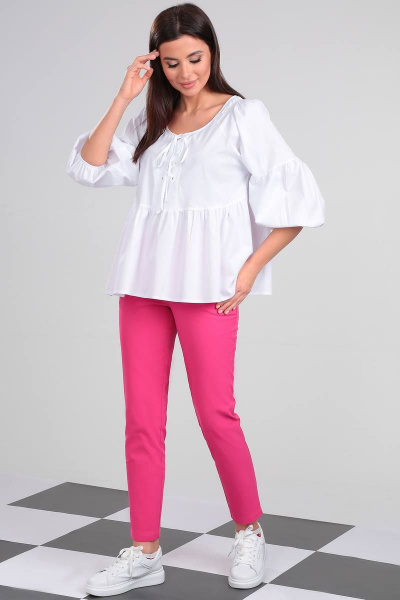 Блуза А-силуэта с сборками и декоративной отделкой LeNata 11320 белый - фото 3
