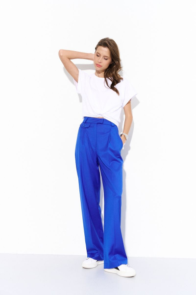 Брюки из текстиля с складками и боковыми карманами Luitui R2022 ярко-синий - фото 1