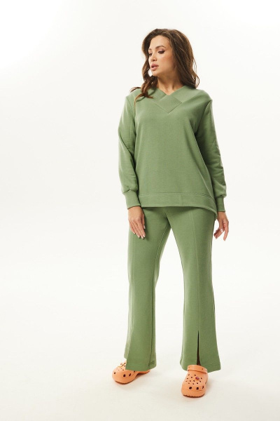 Костюм джемпер и брюки свободного кроя из хлопка Mislana С894 зеленый - фото 1