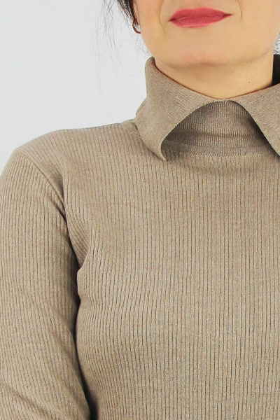 Демисезонный вязаный свитер с разрезом и воротником-стойкой Полесье С3716-23 3С3016-Д43 158,164 св.дюна - фото 3