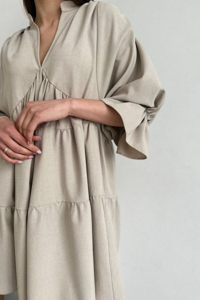 Бежевое мини платье со сборкой и воротником-стойкой AURA otd 3210 - фото 3
