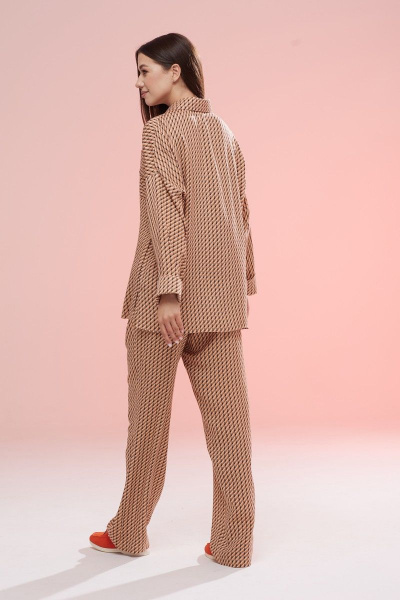 Летний комплект из вискозы: классическая рубашка и прямые брюки Ларс Стиль 779 - фото 3