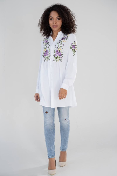 Белая удлиненная рубашка с вышивкой и рукавами-рулон Urs 21-632-1 - фото 9