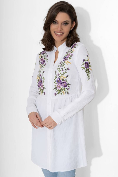 Белая удлиненная рубашка с вышивкой и рукавами-рулон Urs 21-632-1 - фото 8