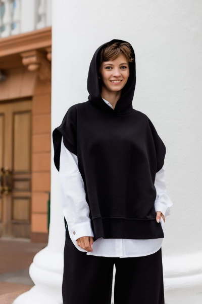 Жилет с капюшоном из хлопка для любого гардероба Twok 108225 черный - фото 3