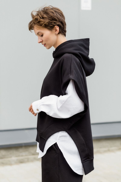 Жилет с капюшоном из хлопка для любого гардероба Twok 108225 черный - фото 2