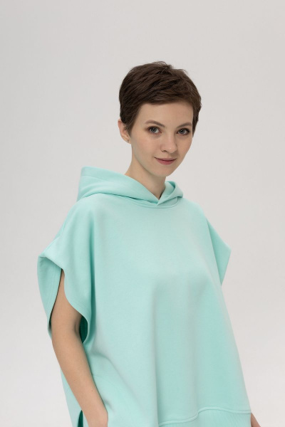 Зеленый жилет из трикотажа с капюшоном и боковыми разрезами Twok 107225 ментоловый - фото 4