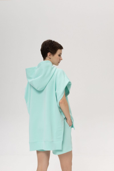 Зеленый жилет из трикотажа с капюшоном и боковыми разрезами Twok 107225 ментоловый - фото 2