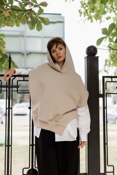 Белый жилет с капюшоном и льняная рубашка Twok 204225 латте-белый - фото 1