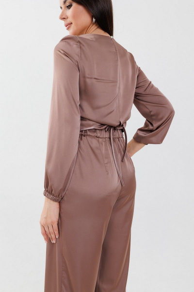 Блуза полуприлегающая с вытачками и декоративными шнурами Anelli 1288.1 карамель - фото 3