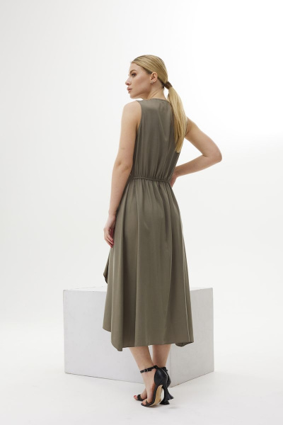 Платье распашное приталенное из вискозы с драпировкой DAVA 171 олива - фото 4