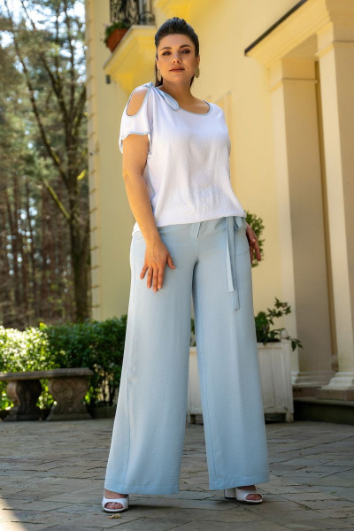 Костюм женский с блузкой и брюками свободного кроя Andina 915-2 белый_голубой - фото 6