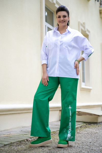 Женские брюки прямого силуэта из текстиля Andina 229 изумруд - фото 2