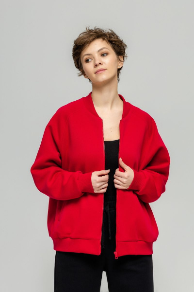 Красный оверсайз бомбер из футера с начесом и карманами Twok 702225 красный - фото 4