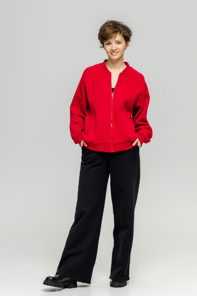 Красный оверсайз бомбер из футера с начесом и карманами Twok 702225 красный - фото 1