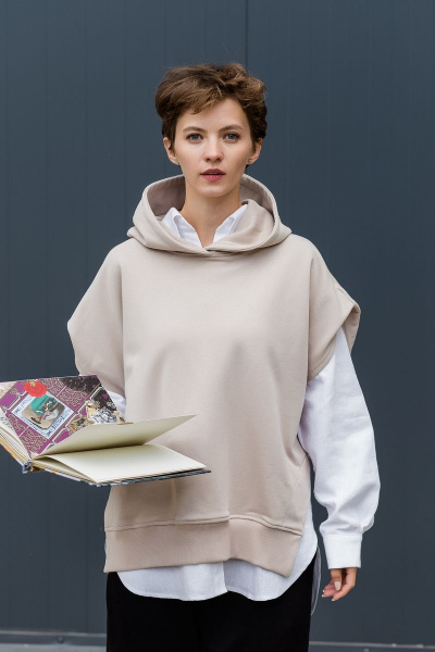 Латте жилет с капюшоном и льняная рубашка с широкими брюками Twok 304225 латте_белый_черный - фото 9