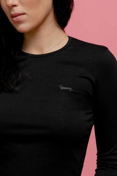 Укороченный трикотажный джемпер с принтом для демисезона JRSy 2104 черный - фото 2