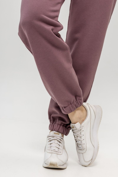 Брюки и свитшот из хлопка трикотажа с ярким принтом Twok 113125 красный_виноград - фото 3