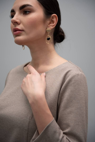 Платье полуприлегающего кроя с вытачками и деталями на талии Femme & Devur 80114 1.32F(170) - фото 4