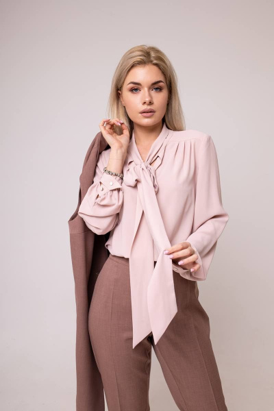 Демисезонный комплект жилет и брюки из текстиля SandyNa 130560 серо-коричневый - фото 7