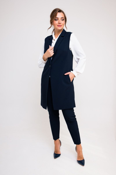 Демисезонный комплект жилет и брюки из текстиля SandyNa 130560 темно-синий - фото 9
