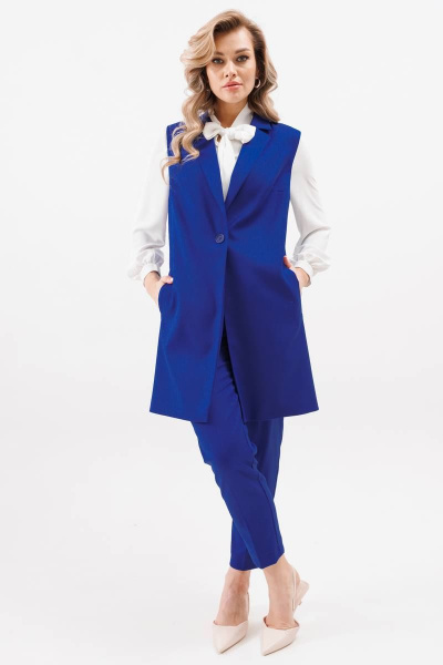 Демисезонный комплект жилет и брюки в деловом стиле SandyNa 130560 ультрамарин - фото 1