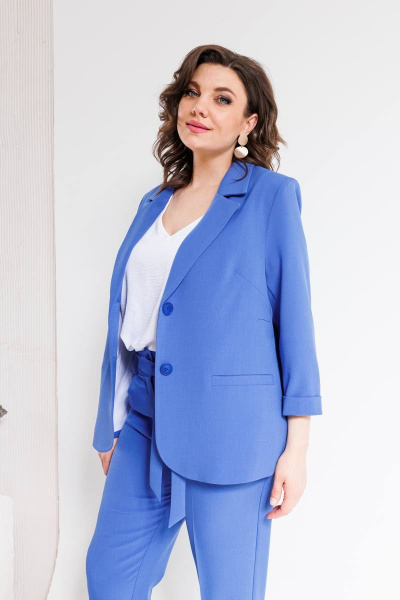 Костюм женский двухпредметный из текстиля с зауженными брюками SandyNa 130561 ультрамарин - фото 16