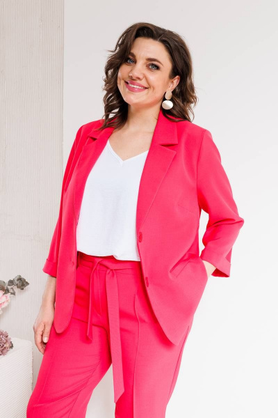 Костюм женский двухпредметный из текстиля с зауженными брюками SandyNa 130561 коралл - фото 13