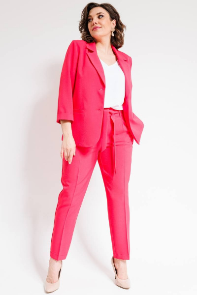Костюм женский двухпредметный из текстиля с зауженными брюками SandyNa 130561 коралл - фото 7