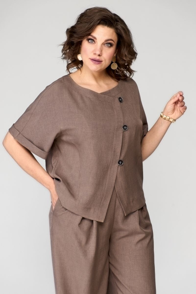 Льняной брючный костюм с укороченным жакетом и шароварами Michel chic 1337 коричневый - фото 2