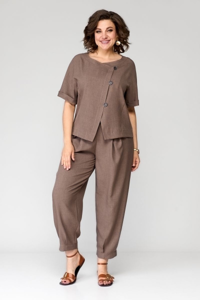 Льняной брючный костюм с укороченным жакетом и шароварами Michel chic 1337 коричневый - фото 1