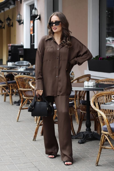 Топ из вискозы и текстиля с классической посадкой LA LIBERTE KN01 коричневый(170) - фото 1