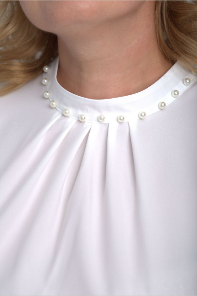 Белая элегантная блузка с жемчужинами и воротником-стойкой Anelli 611 белый - фото 2