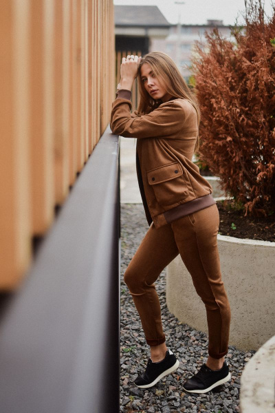 Бомбер RAWR 077 коричневый - фото 9