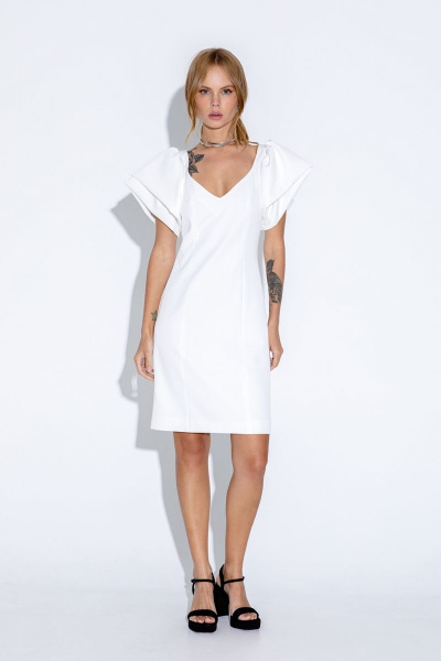 Летнее платье приталенное с глубоким V-образным вырезом PiRS 4523 - фото 4