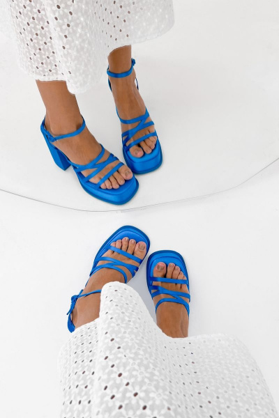 Миди-платье из хлопкового ришелье на высокой талии PiRS 4580 белый - фото 9