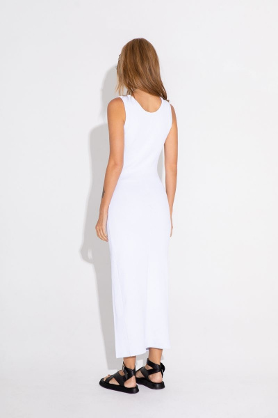 Облегающее платье из трикотажа с высоким разрезом PiRS 4583 белый - фото 7