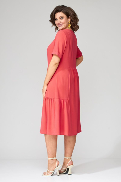 Платье с рельефами и сборками из струящейся вискозы Орхидея 1274 коралл - фото 2